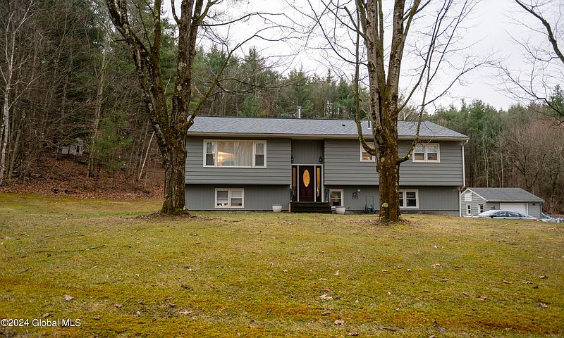 5th image of 94 Wilson Hill Road