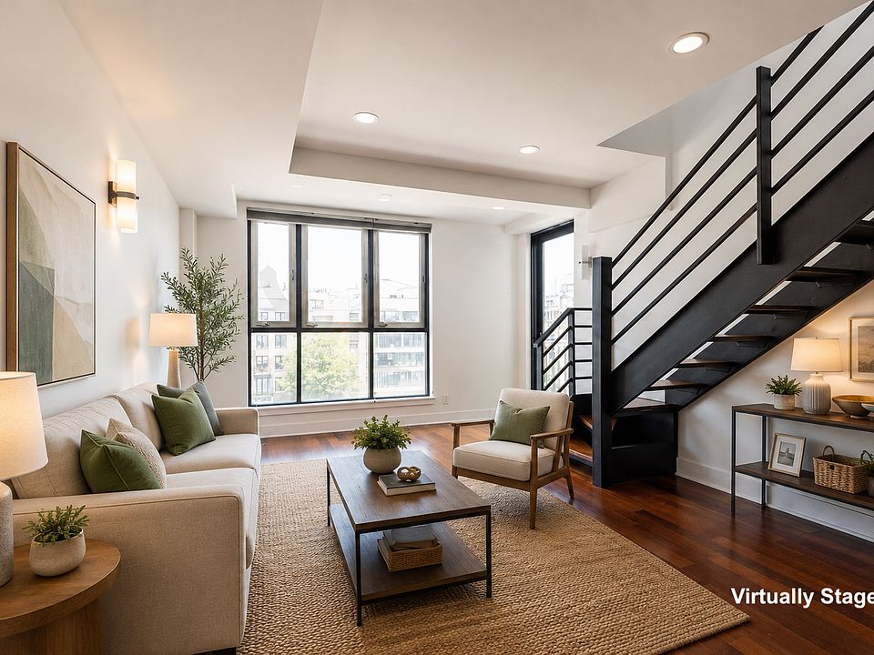 1st image of 149 Huron St APT 6C