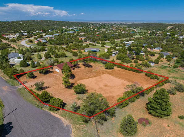 3 Blue Bird Ct, Edgewood, NM 87015