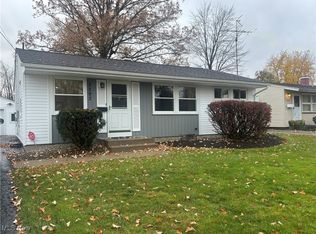 2293 Parkwood Dr NW, Warren, OH 44485