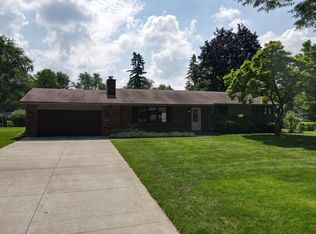 3672 Middlebury Ln, Bloomfield Hills, MI 48301