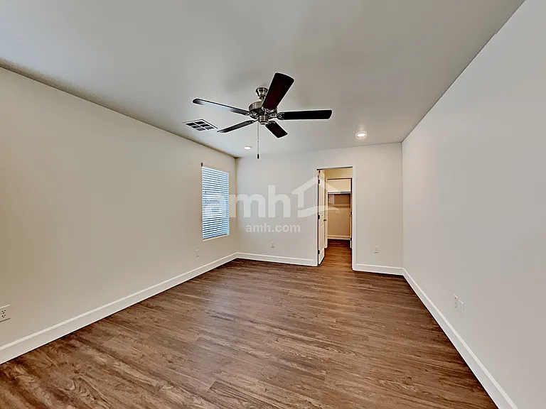 1522 Garden Swing Ave — Photo 8