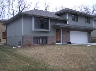 844 McKenzie Ave, Council Bluffs, IA 51503
