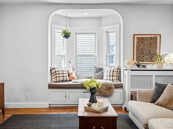 4th image of 45 N Chestnut Street
