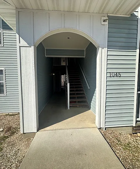 1045 Redbud Rd #A7 — Photo 3