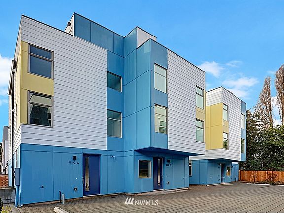 5th image of 921 A 10th Avenue E