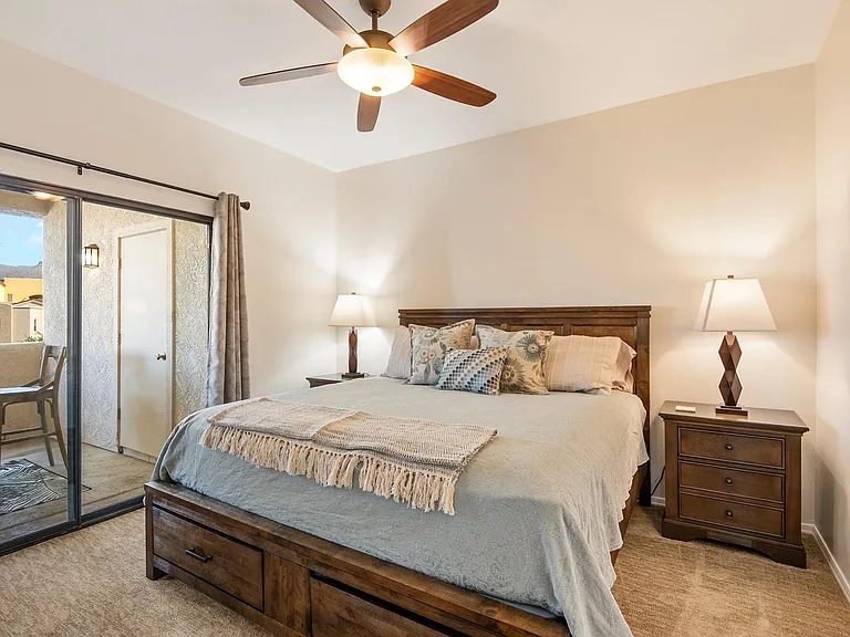 2550 E River Rd #13306 — Photo 10