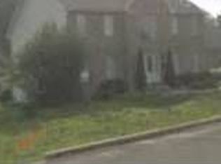106 Ryan Dr, Moosic, PA 18507