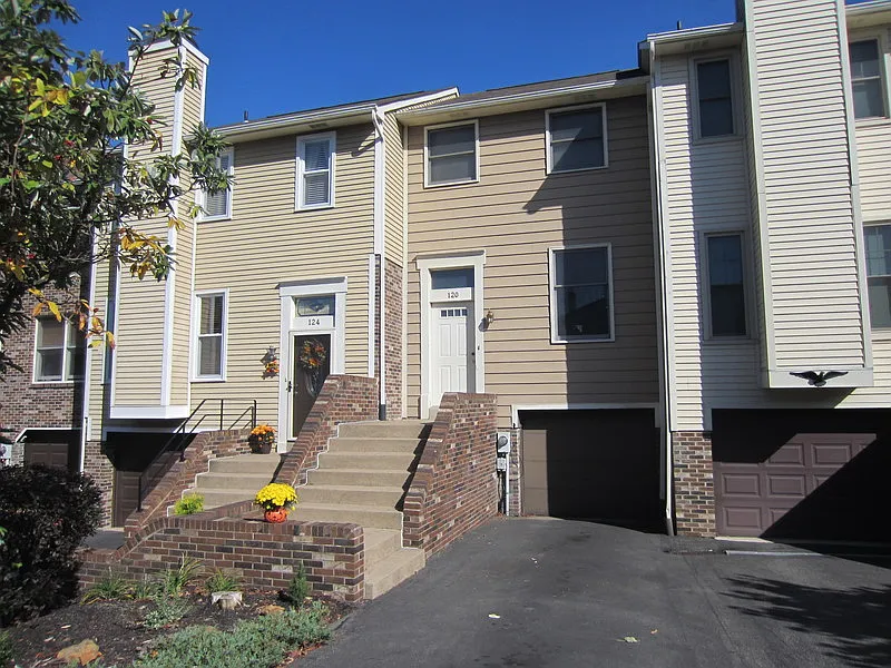 120 Spring Run Dr photo 1