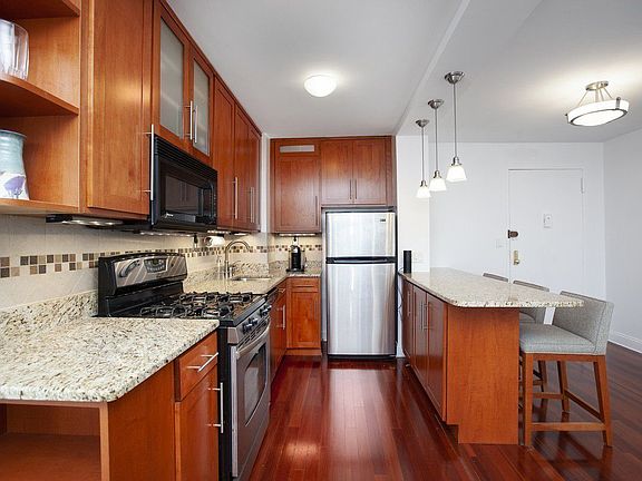 2nd image of 1634 1st Ave #7G