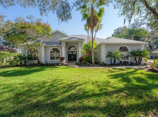 8902 Eagle Watch Dr, Riverview, FL 33578