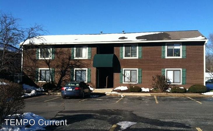 1st image of 300 S Wilmington Ct