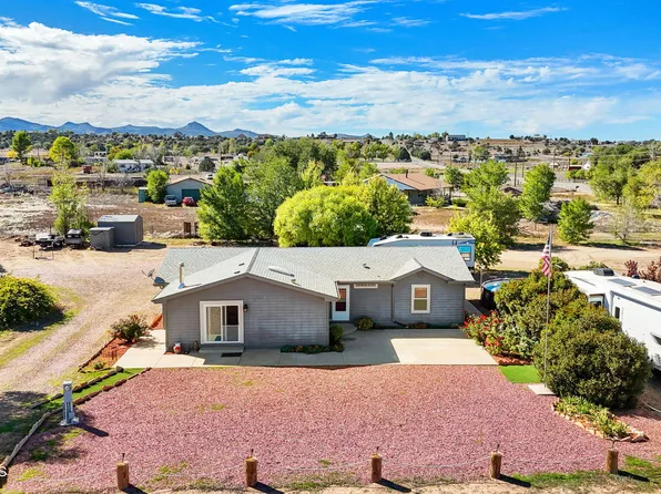 499 W Rolling Hills Rd, Paulden, AZ 86334