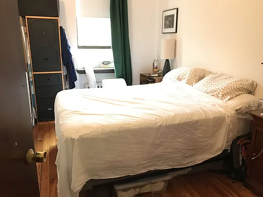 Rented by Joe Gotham LTD | media 18