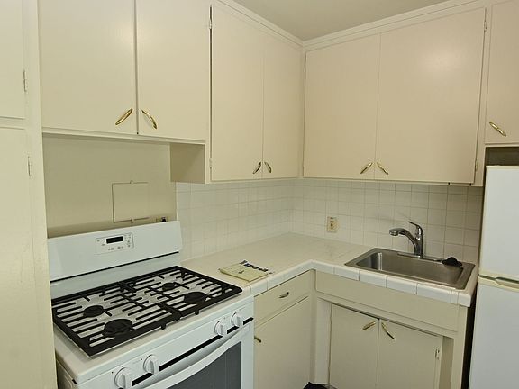 3rd image of 3191 Impala Dr APT 6
