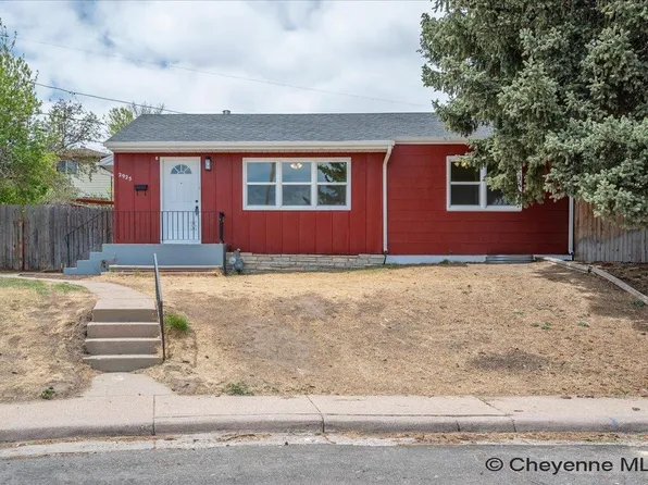 2925 Holly Ct, Cheyenne, WY 82001