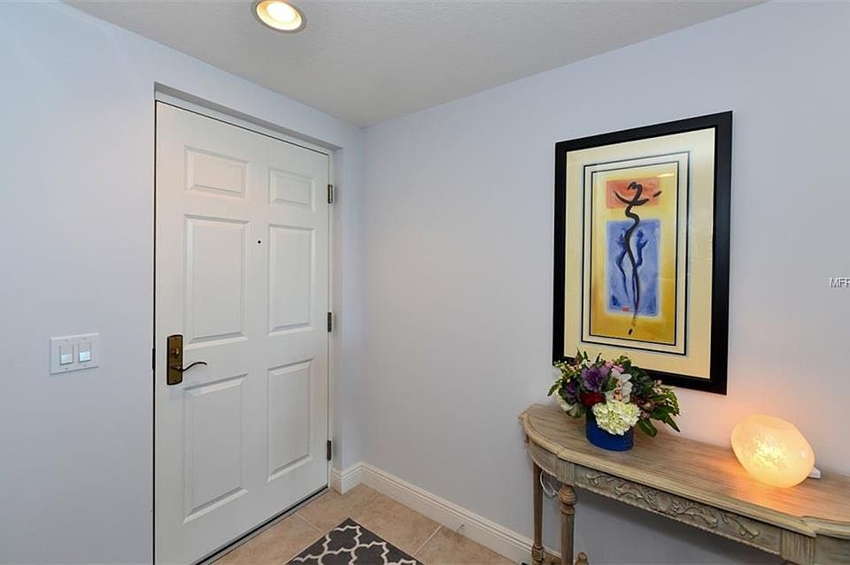 1st image of 800 N Tamiami Trl Unit 411