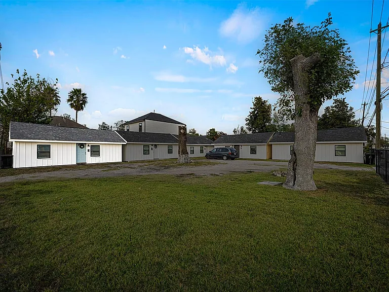 7303 Market St — Photo 17