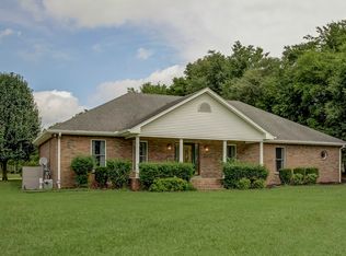 363 Philadelphia Rd, Lebanon, TN 37087