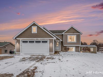 3955 Arthur St, Coopersville, MI, 49404