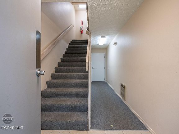 4th image of 5018 E 43rd Ave APT 2