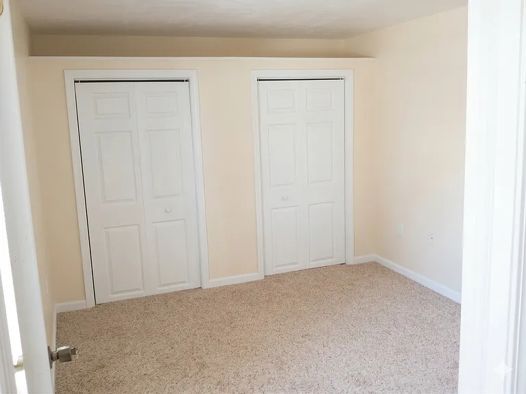 1916 Larkins Way — Photo 4