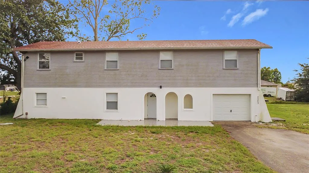5 bed, 3.5 bath, 2237 sqft, $2,500 — Photo 4
