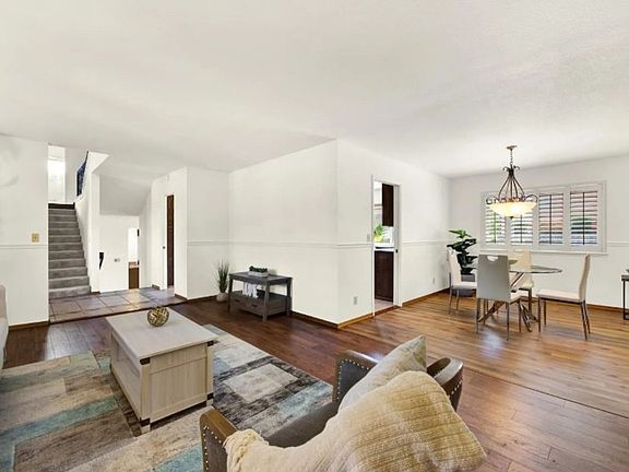 3rd image of 3237 Arroyo Dr