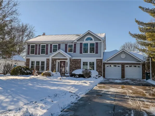 5210 Park Dr, Medina, OH 44256