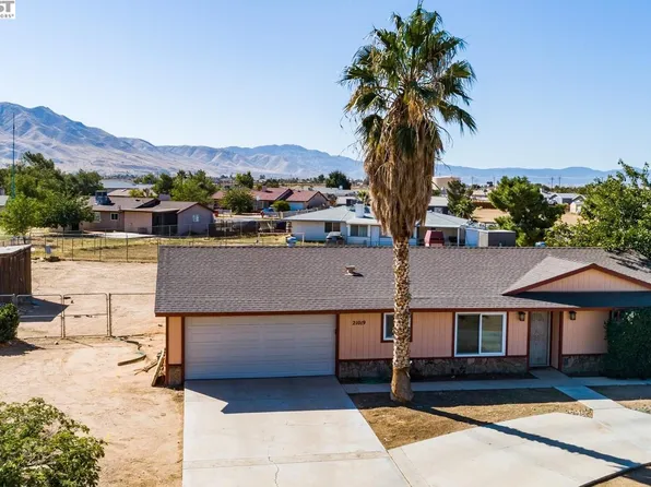 21019 Rambling Rd, Apple Valley, CA 92308