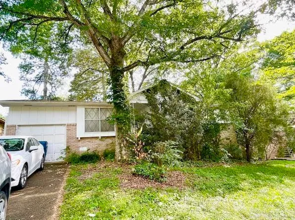 21 Rosewood Dr, Little Rock, AR 72209