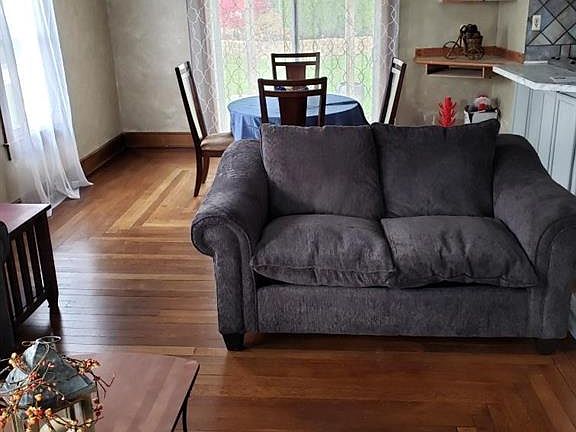 3rd image of 2 Terra Marr Ct