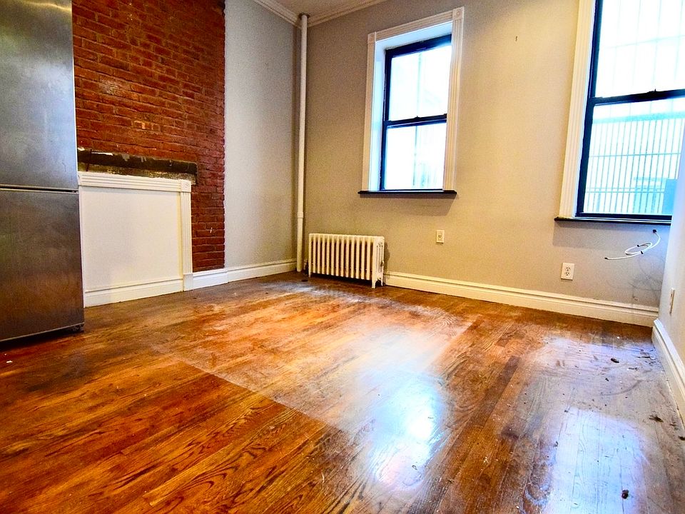 1st image of 67 Clinton St Frnt 1