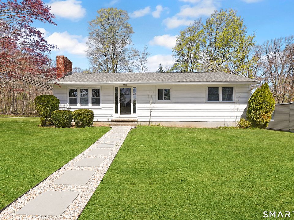 1st image of 144 Woodlawn Drive