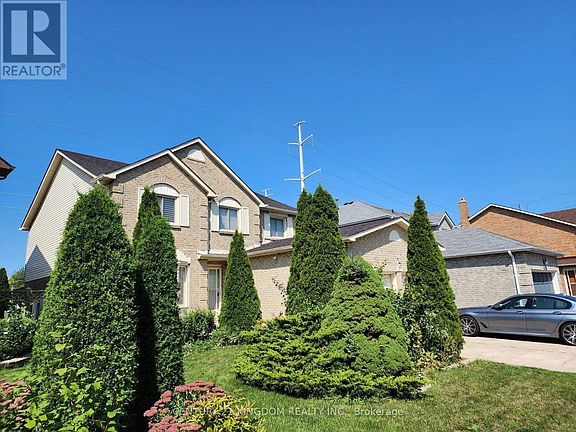 2nd image of 696 Amaretto Ave