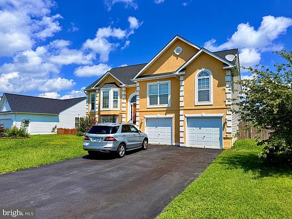 2nd image of 6117 Crown Grant Dr