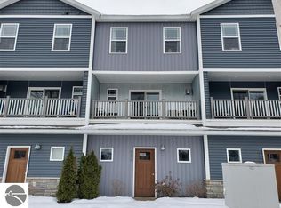 956 Walnut St, Traverse City, MI 49686