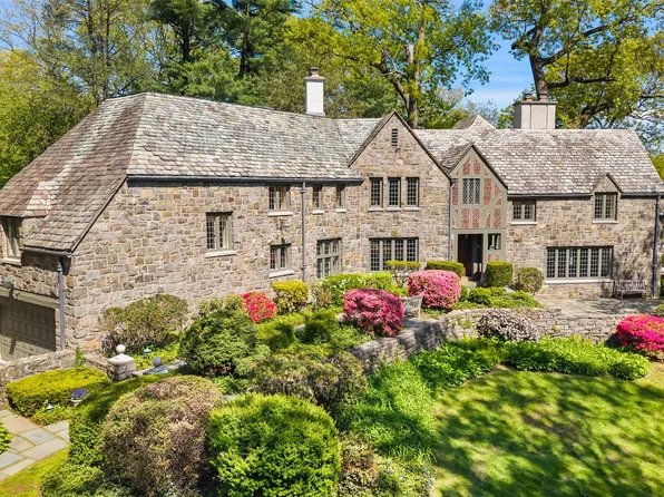 16 aka 20 Essex Place, Bronxville, NY 10708
