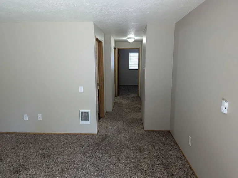 Silverwood Apartments — Photo 113