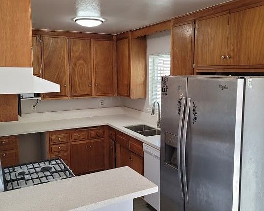 4th image of 1729 Sunset St