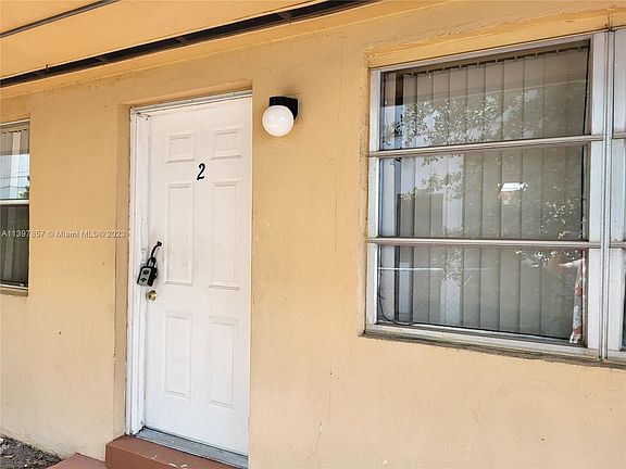 2nd image of 16041 NE 19th Ct #2