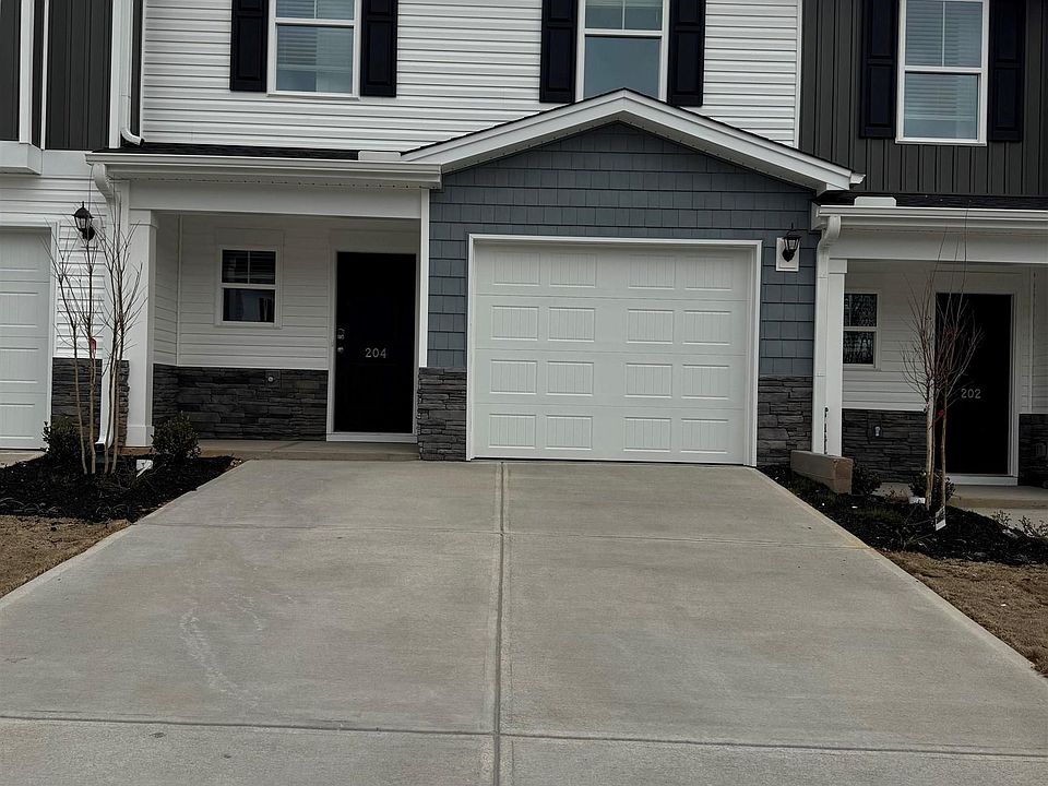 1st image of 204 Stonyway Ln