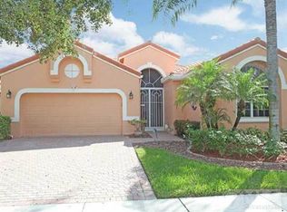 10096 Diamond Lake Rd, Boynton Beach, FL 33437