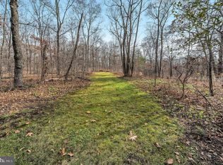 Ziegler Rd, Pittston, PA 18640