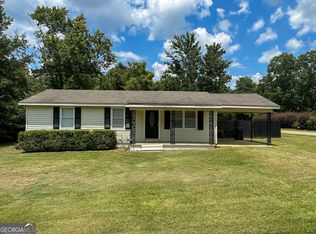 118 Laurel Dr, Cochran, GA 31014