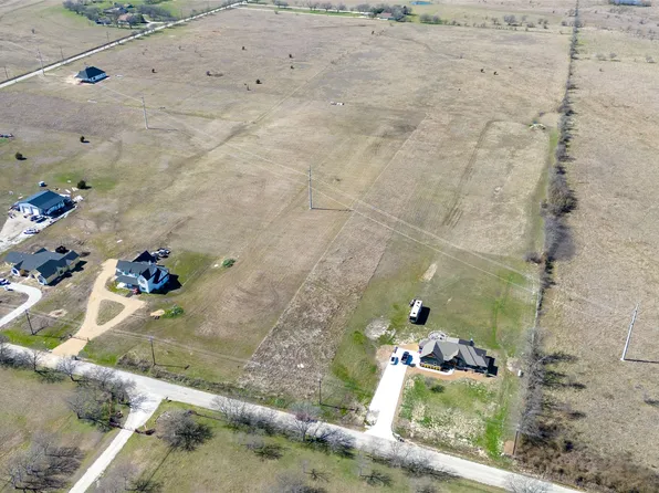640 County Road 379, Decatur, TX 76234