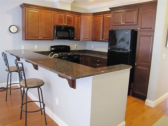 4th image of 159 Southwinds Dr