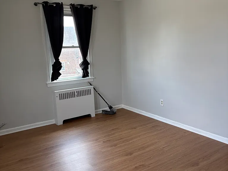 3156 Wellington St #2 — Photo 14