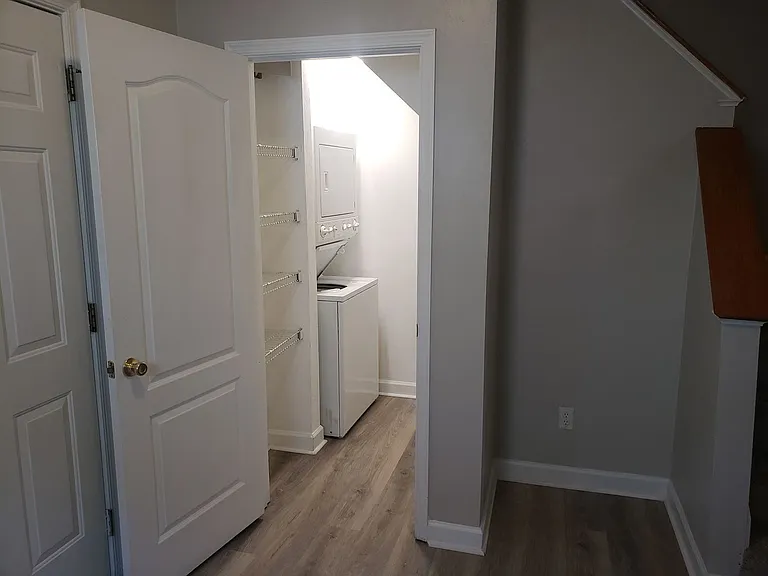 8129 Redmon Rd #B — Photo 3