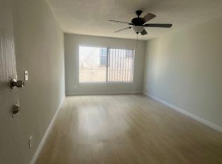 00066-832, Los Angeles, CA 90044